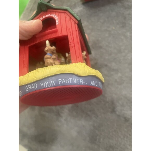 Hallmark Keepsake Ornament "Santa's Ho-Ho-Hoedown" Barn Dance Reindeer 1990 - Picture 9 of 11